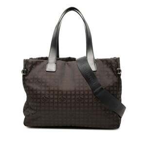 CHANEL Black Leather Shoulder Bag